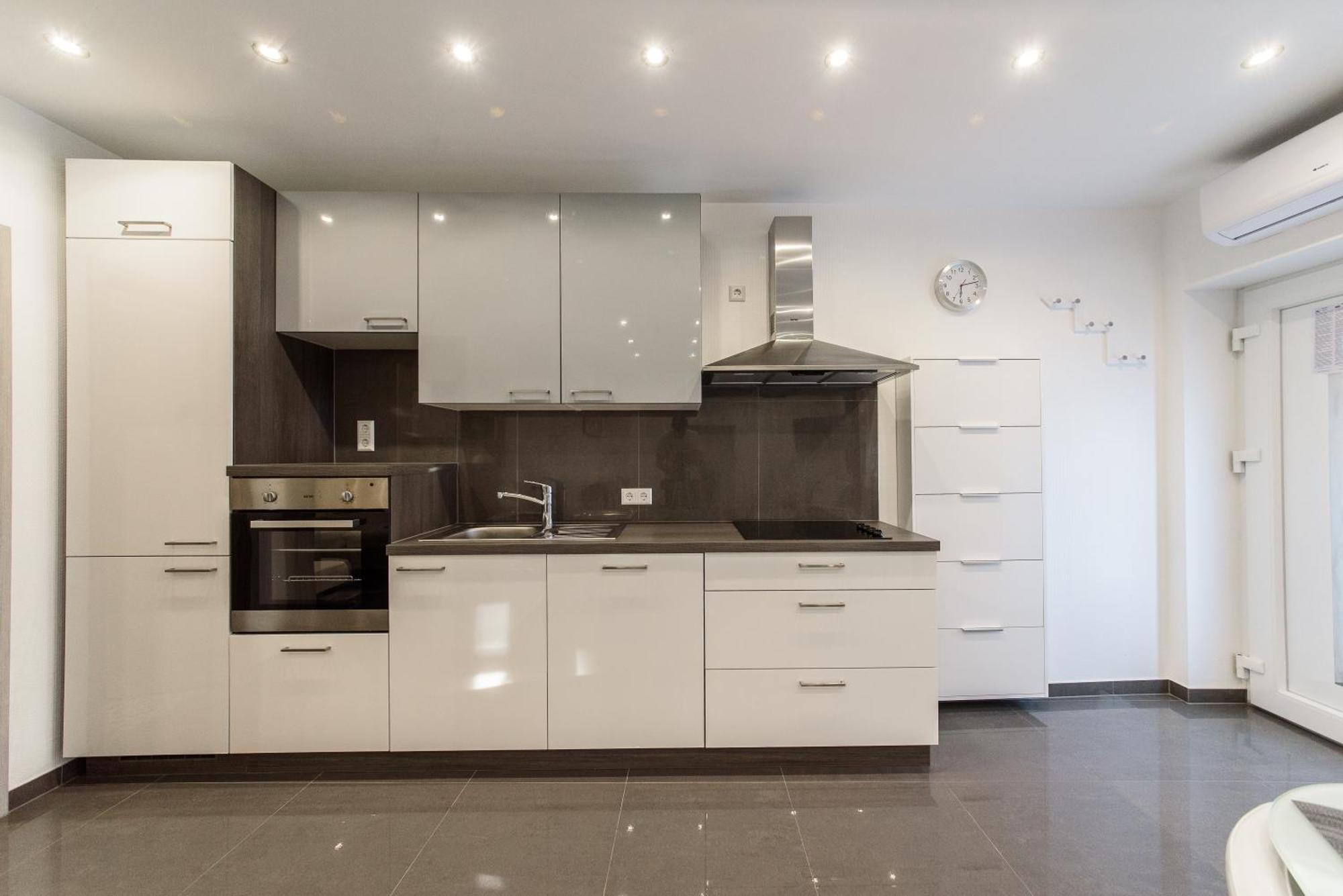 Jeli Apartments Starigrad Paklenica Bilik gambar