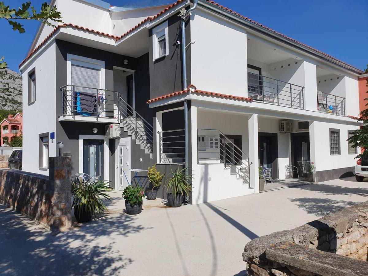 Jeli Apartments Starigrad Paklenica Luaran gambar